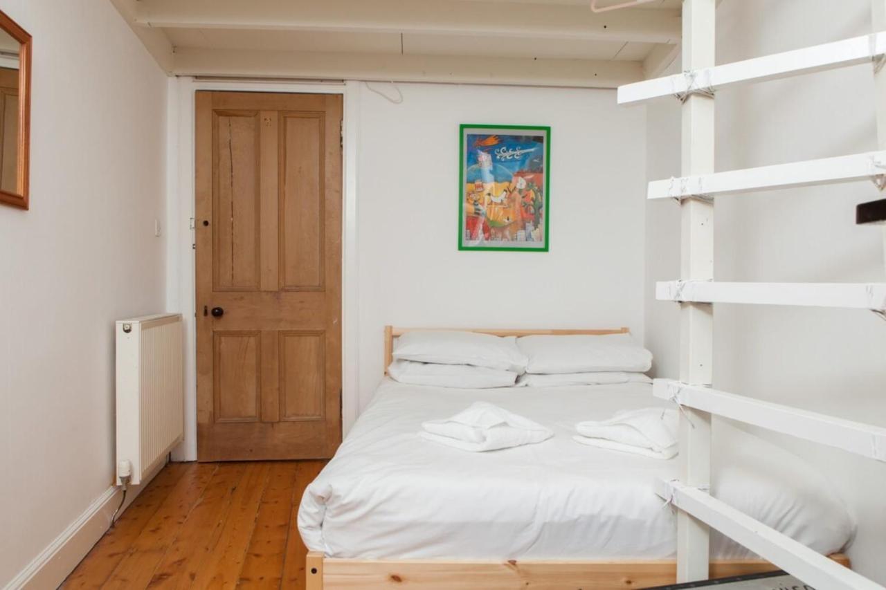 Amazing 4 Bedroom Apartment Just Off The Meadows Edimburgo Esterno foto