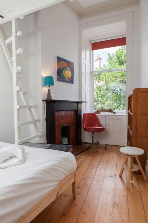 Amazing 4 Bedroom Apartment Just Off The Meadows Edimburgo Esterno foto